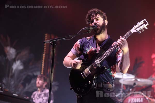 FOALS - 2019-08-25 - SAINT CLOUD - Domaine National - Scene de la Cascade - Yannis Philippakis - Edwin Congreave